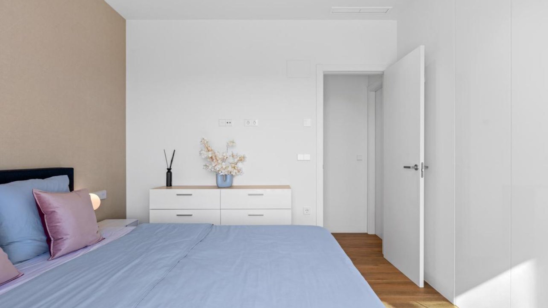 Reventa - Apartamentos -
Orihuela Costa - Las Colinas golf