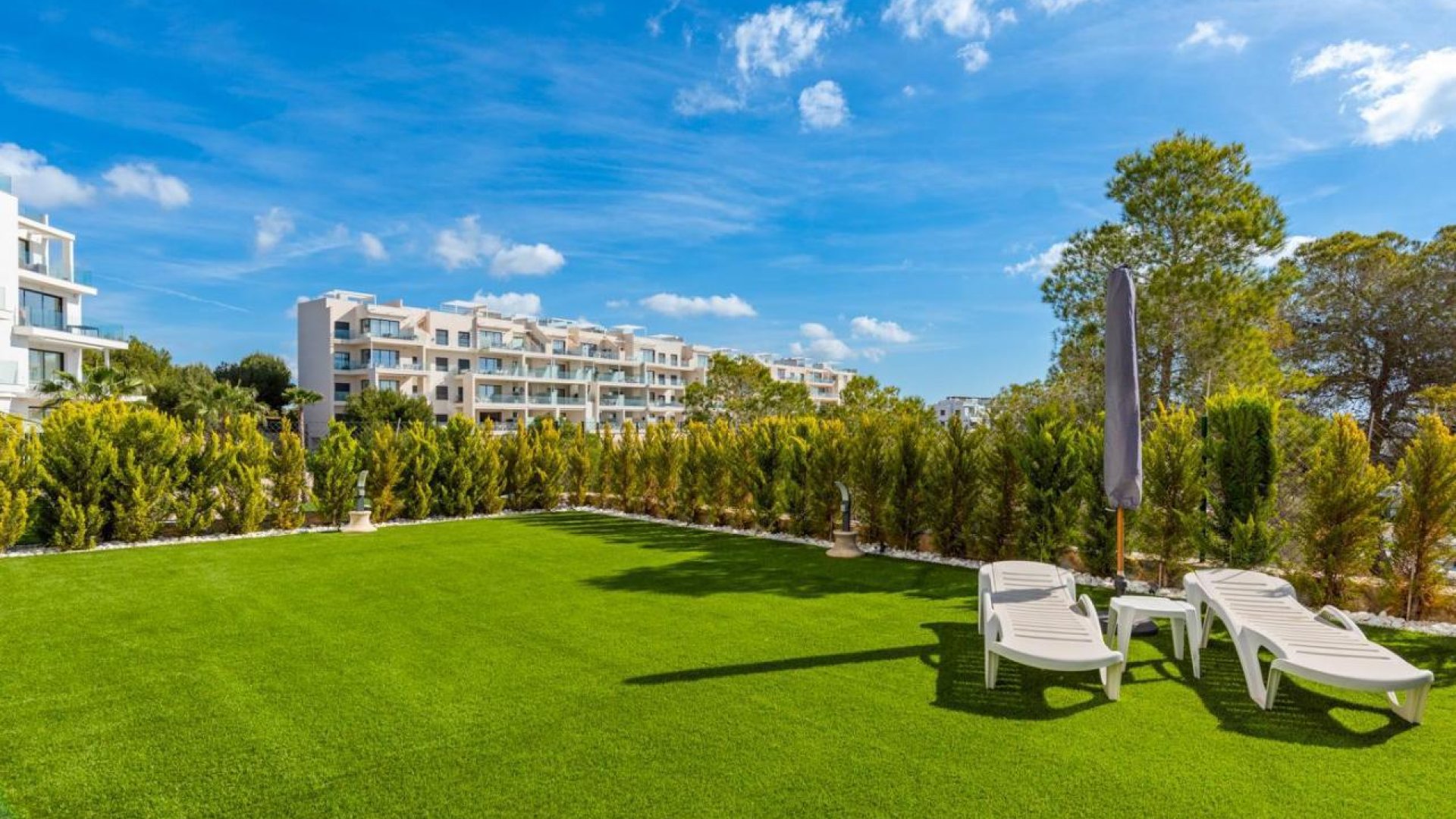 Reventa - Apartamentos -
Orihuela Costa - Las Colinas golf