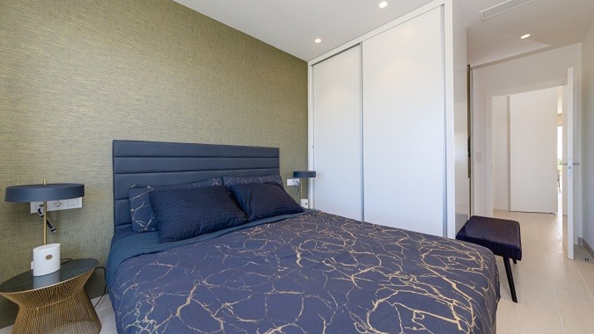 Reventa - Apartamentos -
Orihuela Costa - Las Colinas golf
