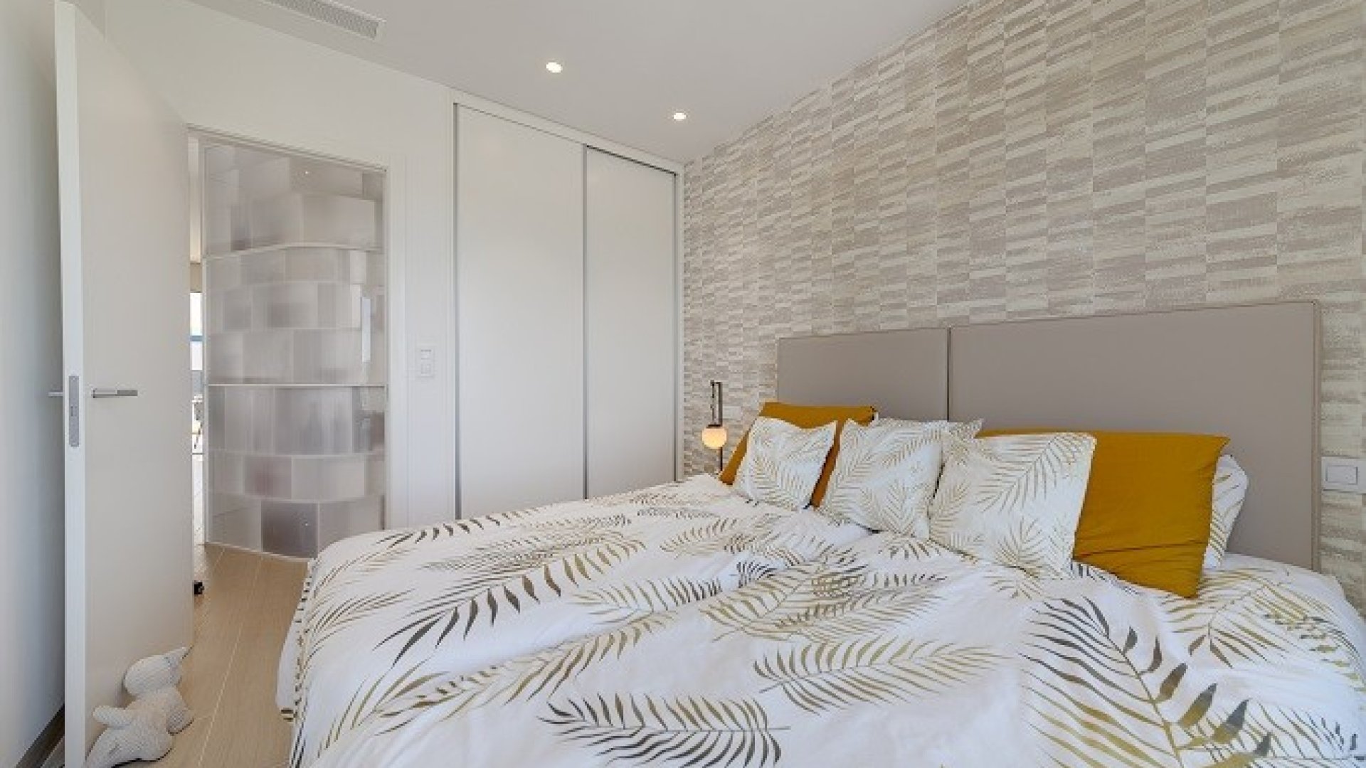 Reventa - Apartamentos -
Orihuela Costa - Las Colinas golf