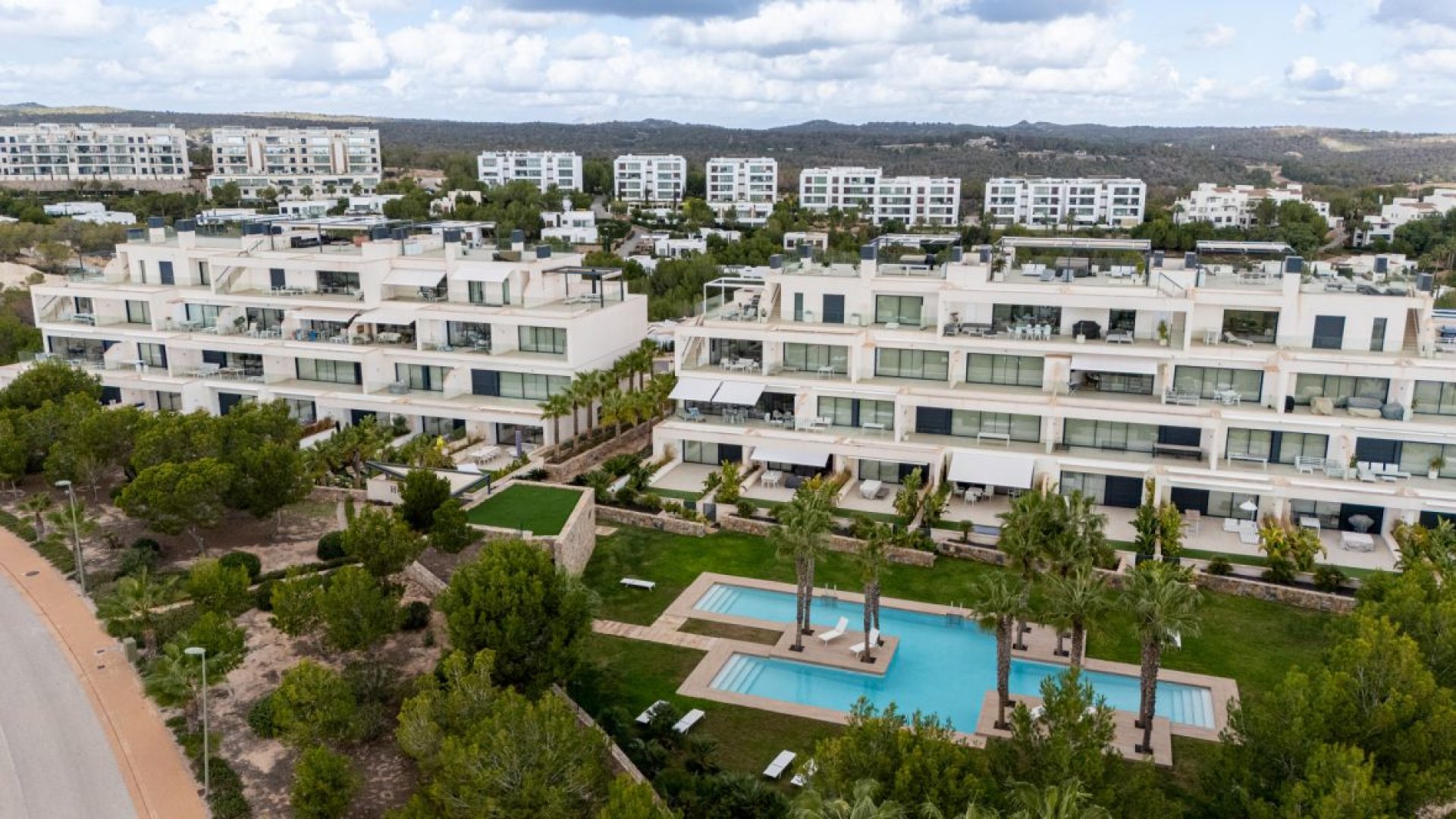 Reventa - Apartamentos -
Orihuela Costa - Las Colinas golf