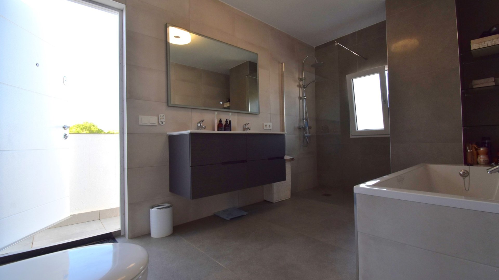 Reventa - Apartamentos -
Orihuela Costa - Las Filipinas