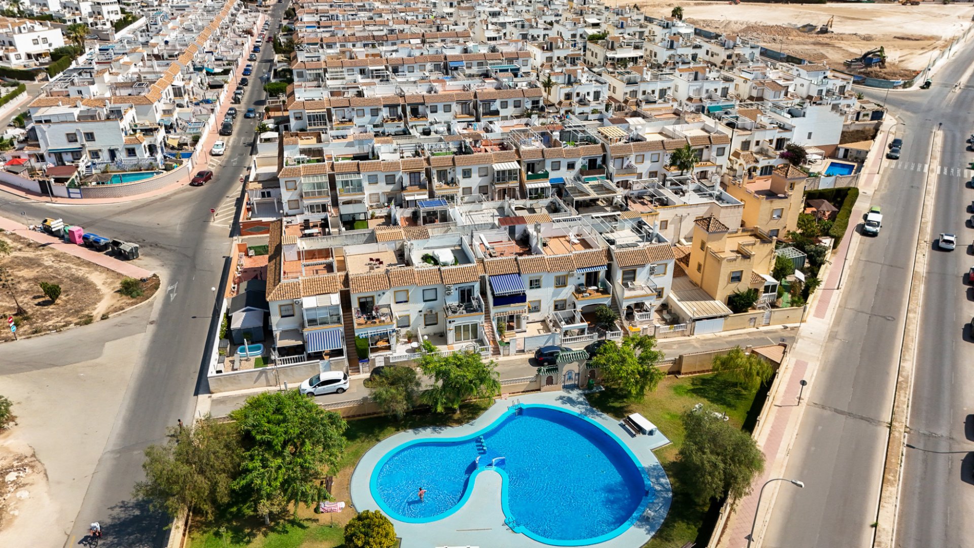 Reventa - Apartamentos -
Orihuela Costa - Los Almendros-La Florida