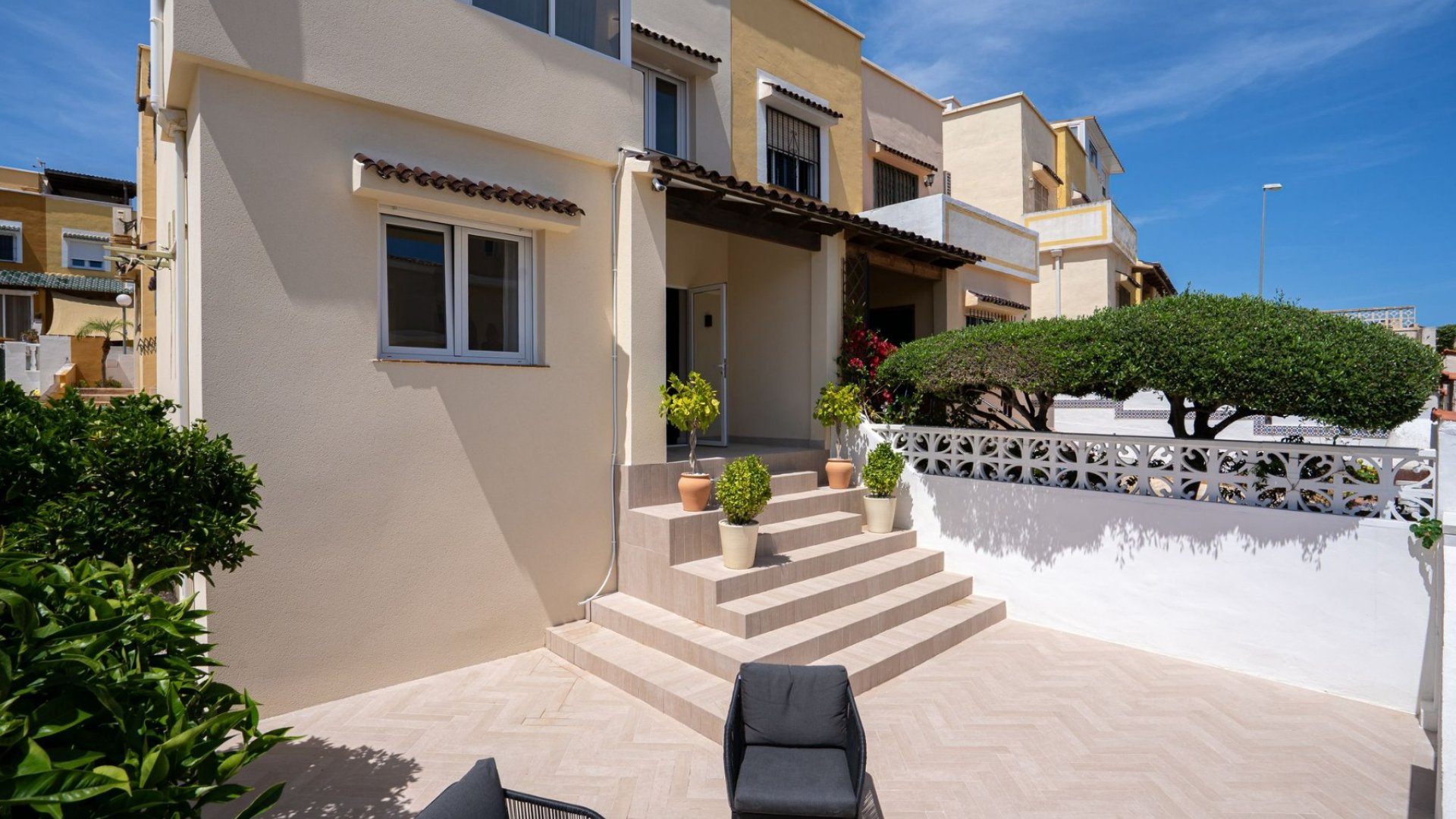 Reventa - Apartamentos -
Orihuela Costa - Los Altos