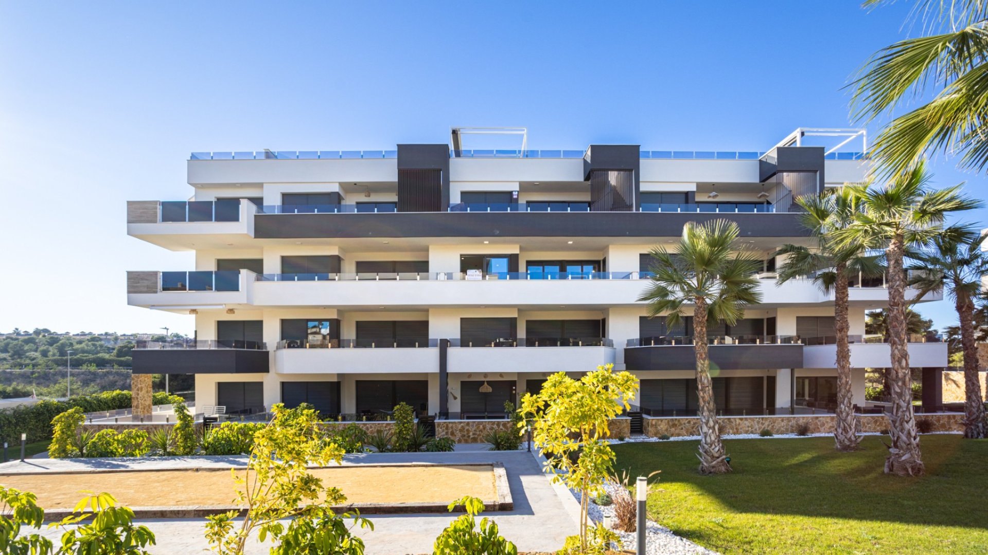 Reventa - Apartamentos -
Orihuela Costa - Los Altos