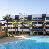 Reventa - Apartamentos -
Orihuela Costa - Los Altos