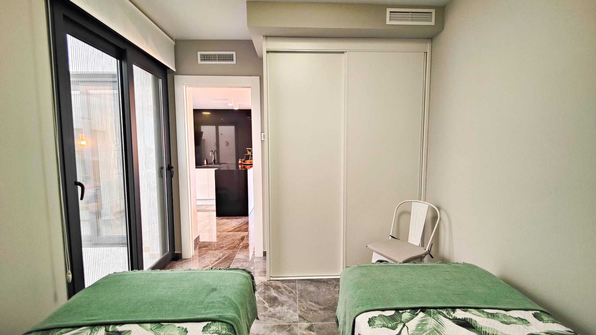 Reventa - Apartamentos -
Orihuela Costa - Los Altos