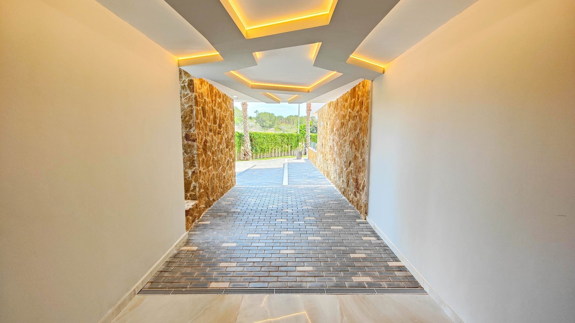 Reventa - Apartamentos -
Orihuela Costa - Los Altos