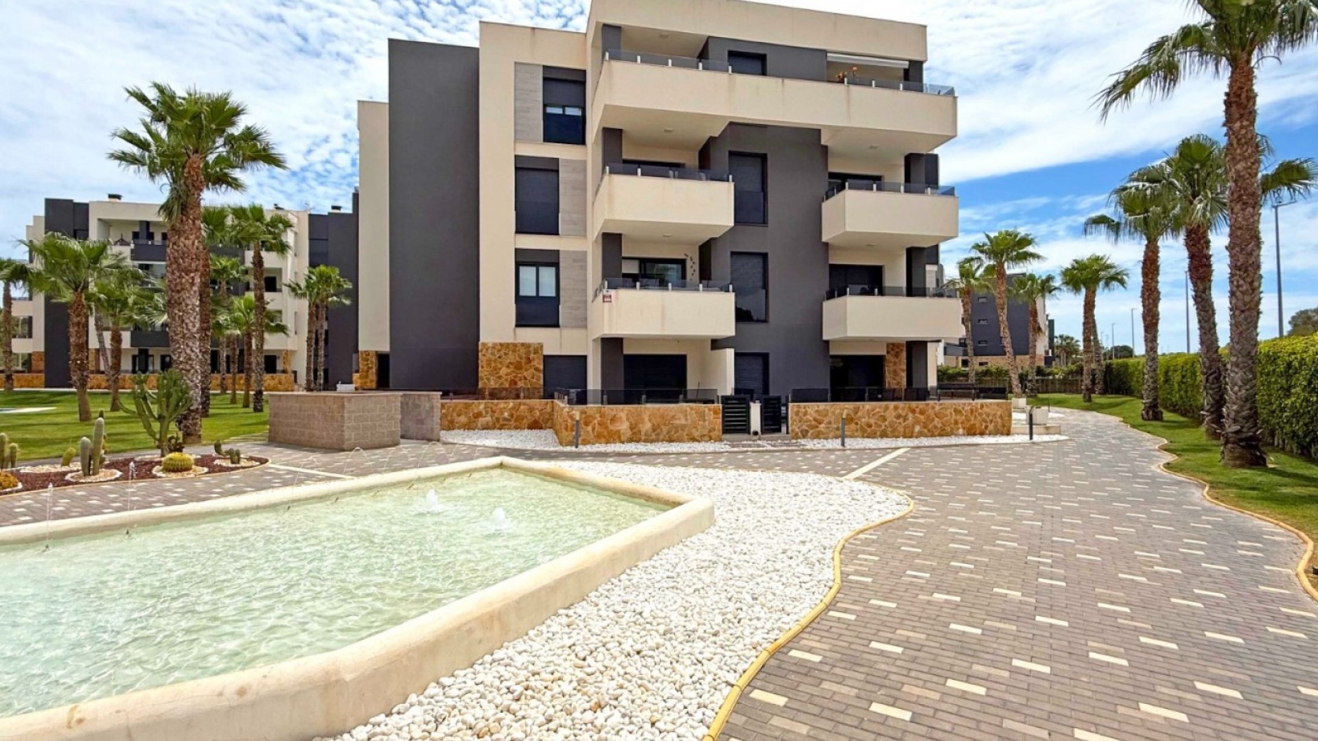 Reventa - Apartamentos -
Orihuela Costa - Los Altos