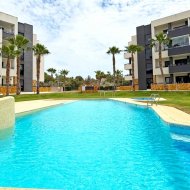 Reventa - Apartamentos -
Orihuela Costa - Los Altos