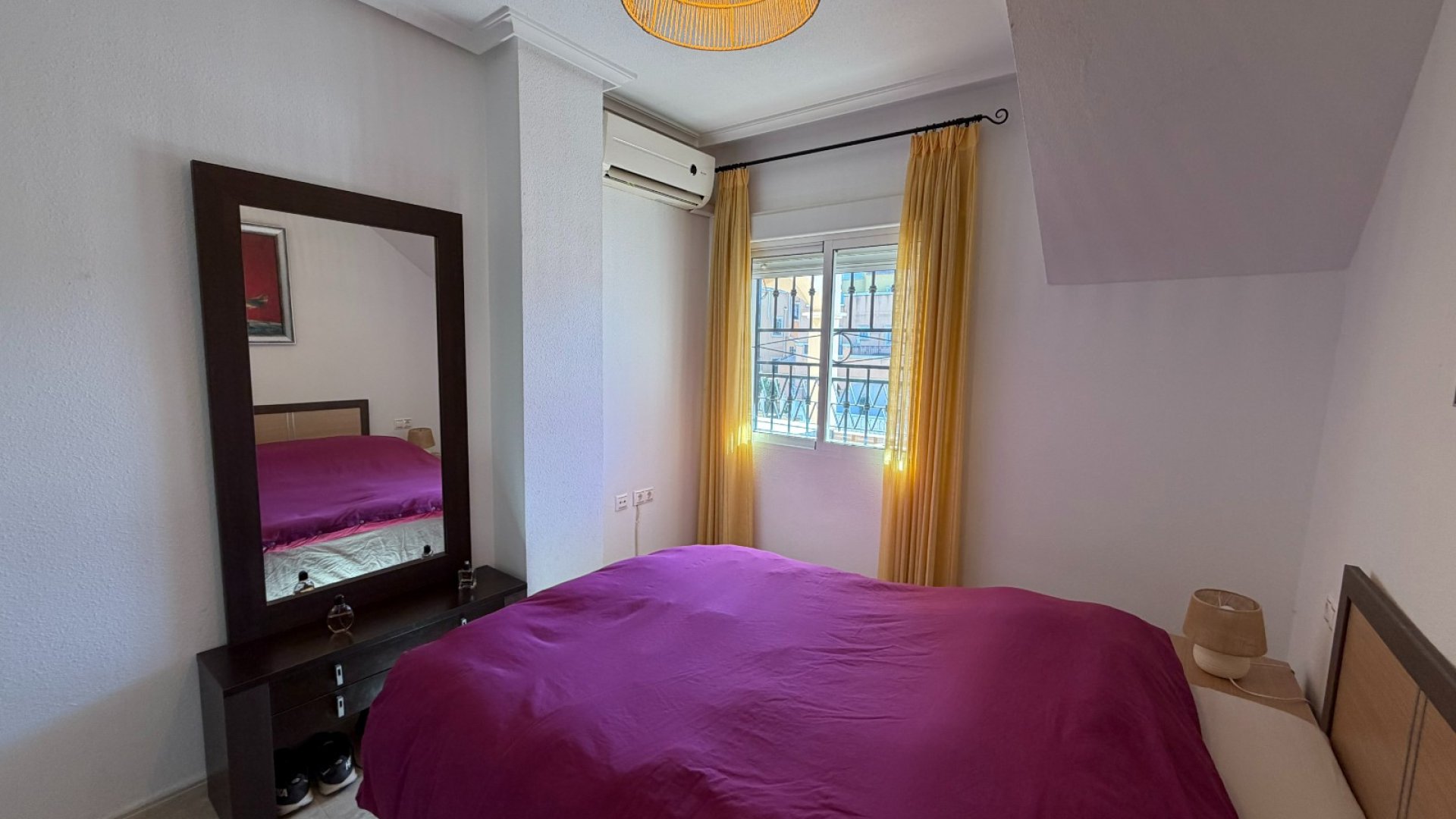 Reventa - Apartamentos -
Orihuela Costa * - Los Altos *