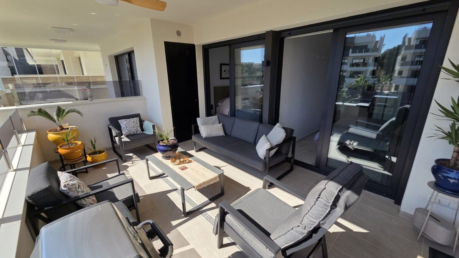 Reventa - Apartamentos -
Orihuela Costa - Los Altos