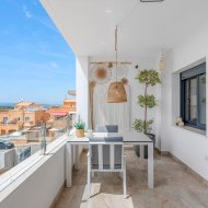 Reventa - Apartamentos -
Orihuela Costa - Los Altos