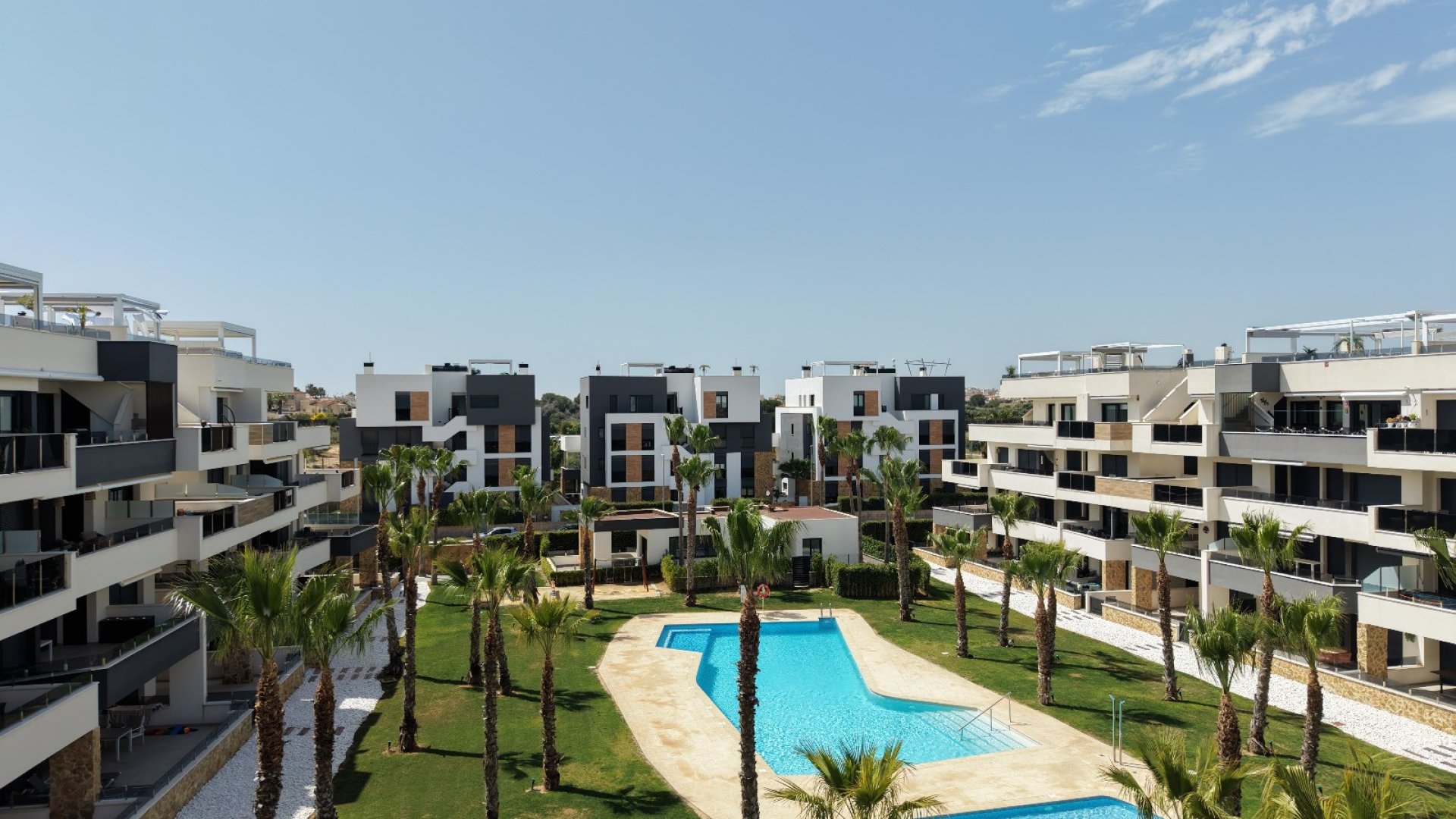 Reventa - Apartamentos -
Orihuela Costa - Los Altos