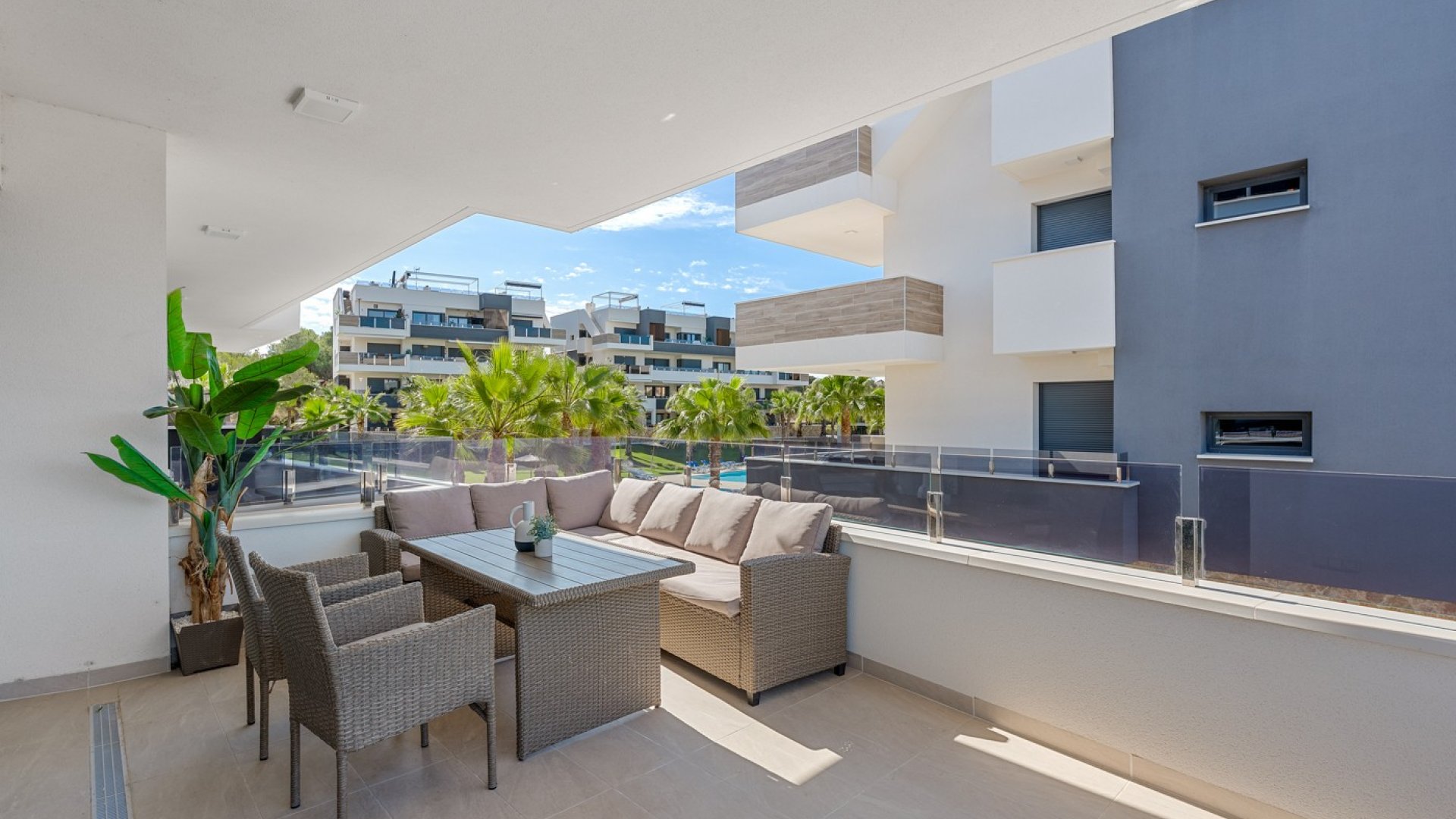Reventa - Apartamentos -
Orihuela Costa - Los Altos