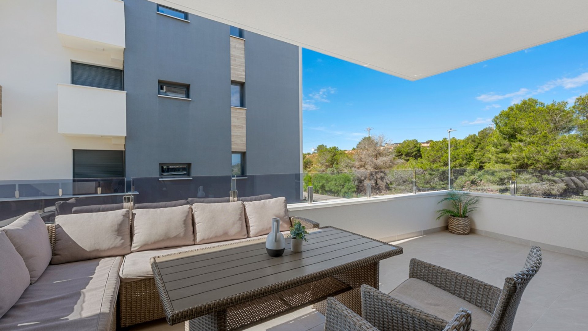 Reventa - Apartamentos -
Orihuela Costa - Los Altos