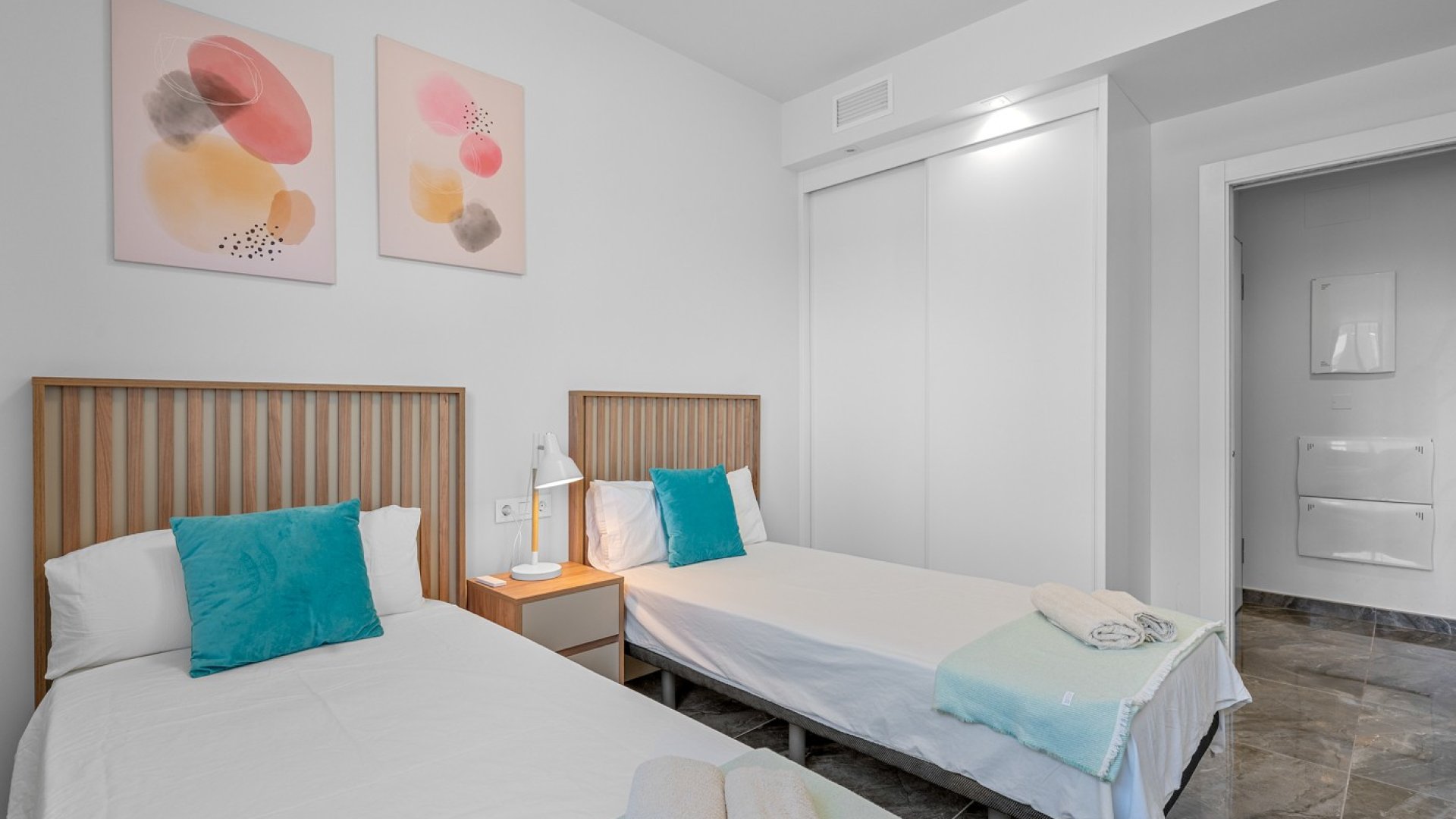 Reventa - Apartamentos -
Orihuela Costa - Los Altos