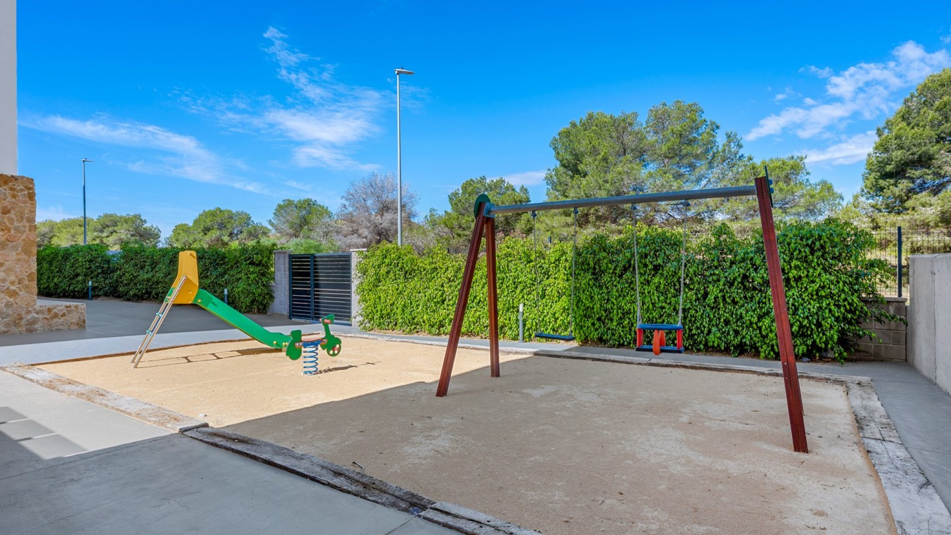 Reventa - Apartamentos -
Orihuela Costa - Los Altos