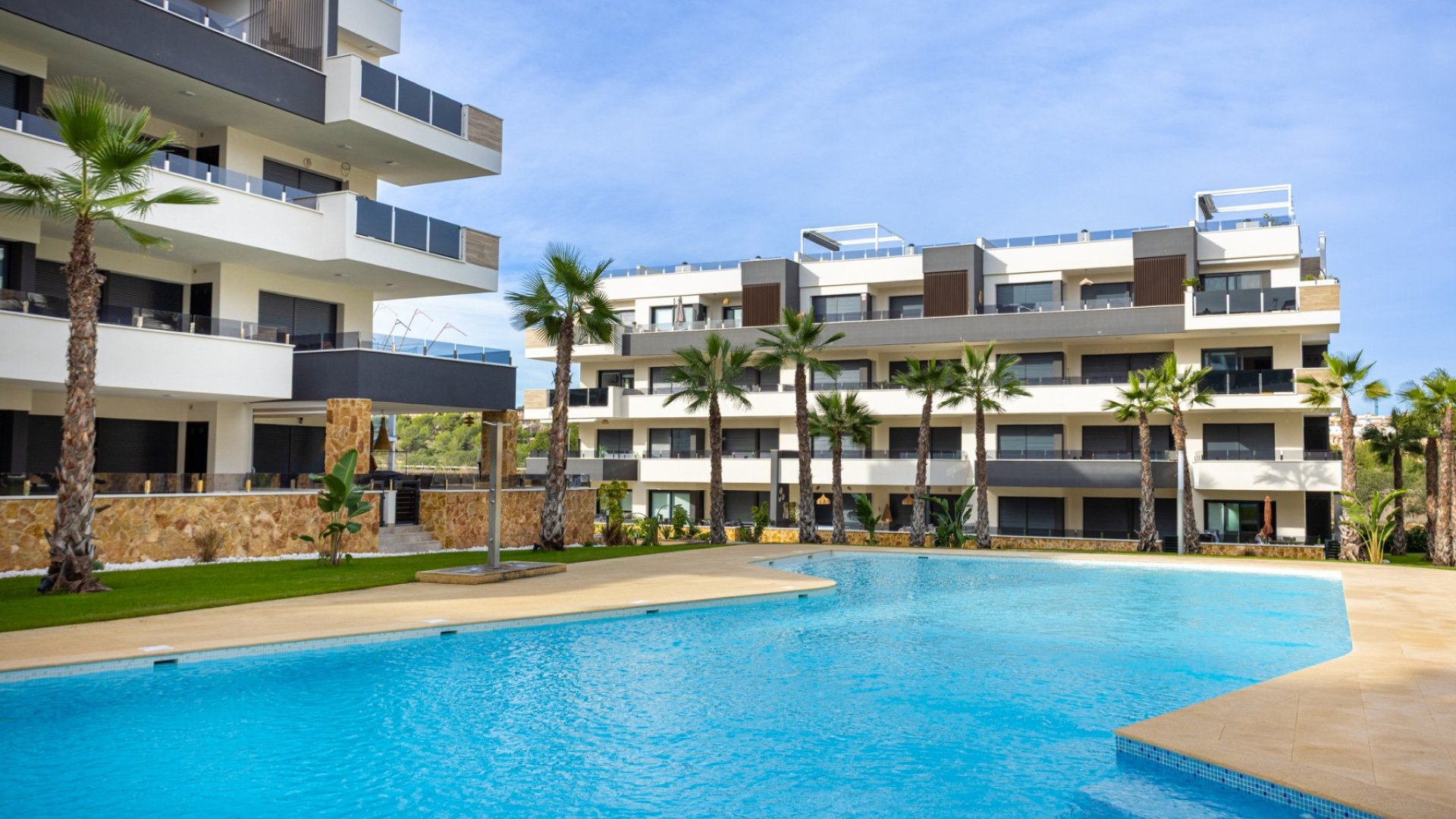 Reventa - Apartamentos -
Orihuela Costa - Los Altos