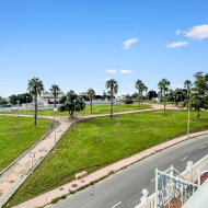 Reventa - Apartamentos -
Orihuela Costa - Los Altos *