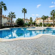 Reventa - Apartamentos -
Orihuela Costa - Los Altos *