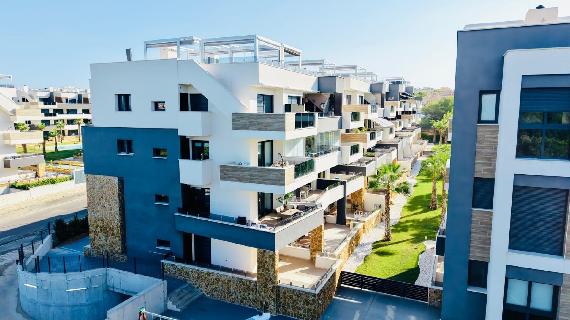Reventa - Apartamentos -
Orihuela Costa - Los Altos
