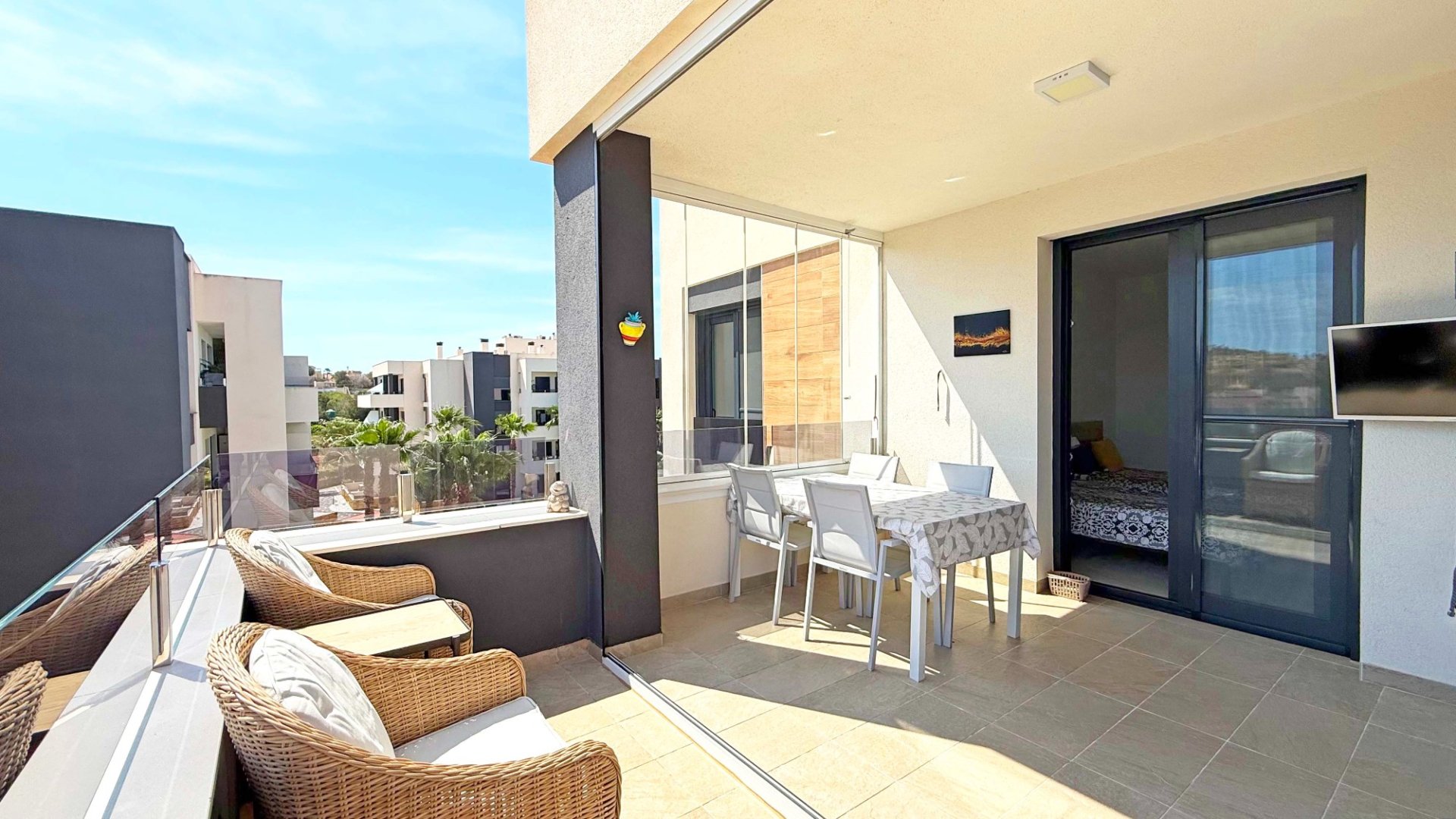 Reventa - Apartamentos -
Orihuela Costa - Los Altos
