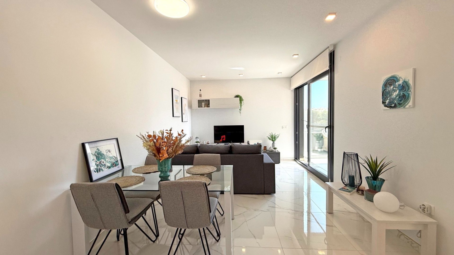 Reventa - Apartamentos -
Orihuela Costa - Los Altos