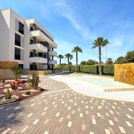 Reventa - Apartamentos -
Orihuela Costa - Los Altos