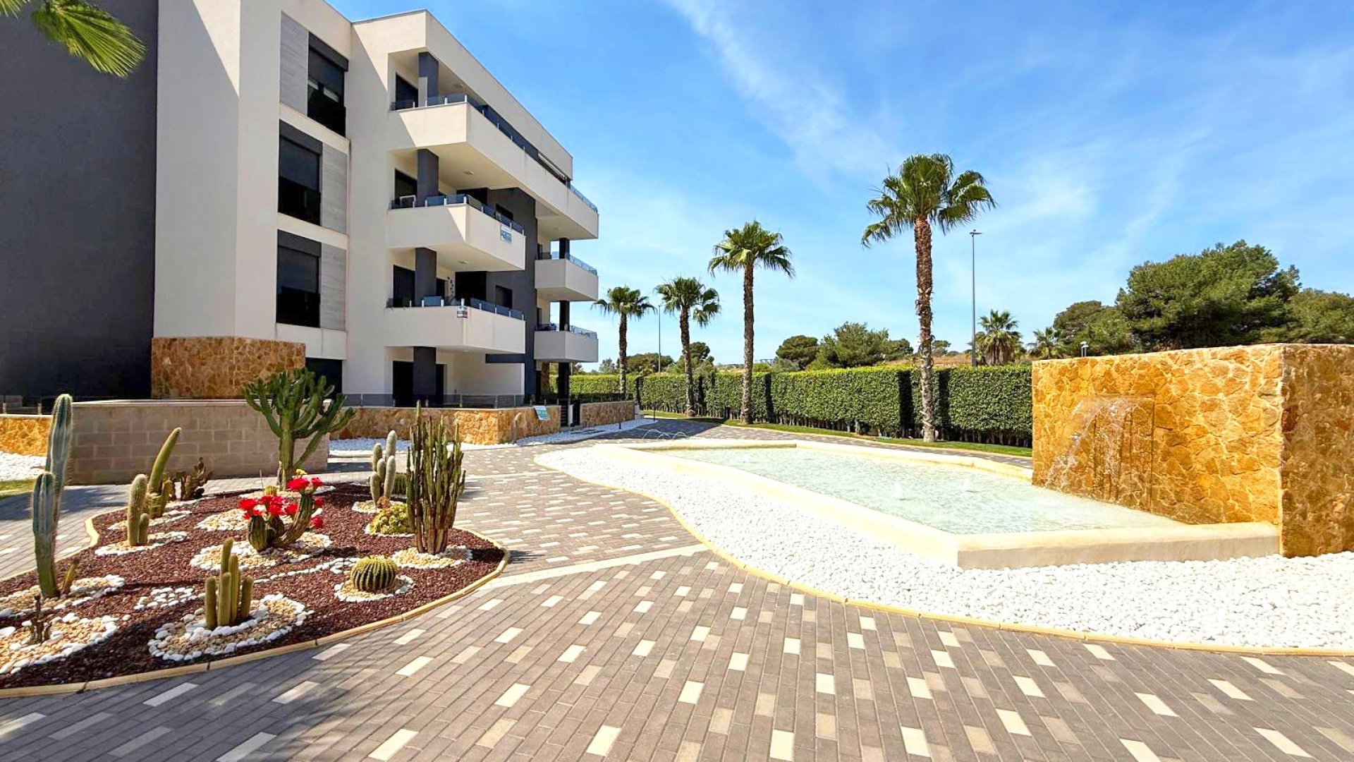 Reventa - Apartamentos -
Orihuela Costa - Los Altos