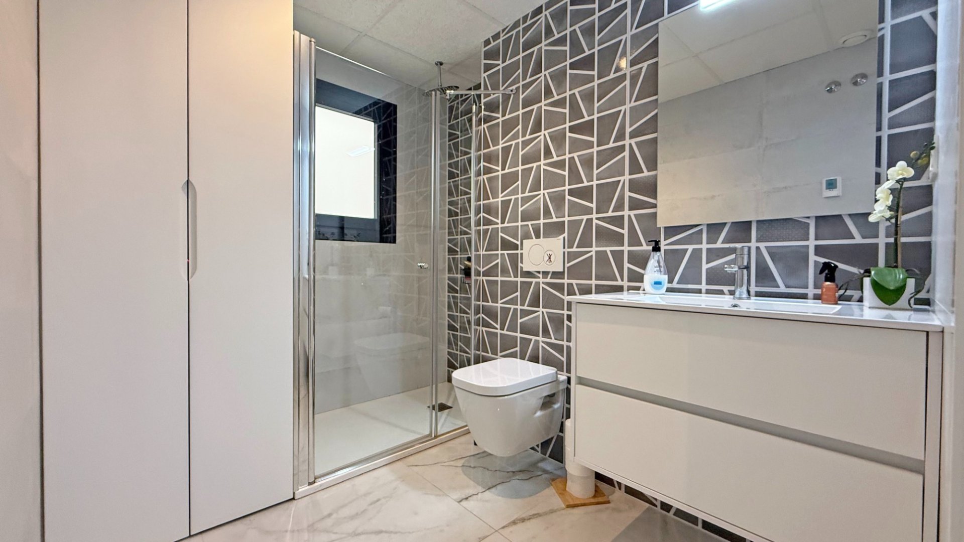 Reventa - Apartamentos -
Orihuela Costa - Los Altos