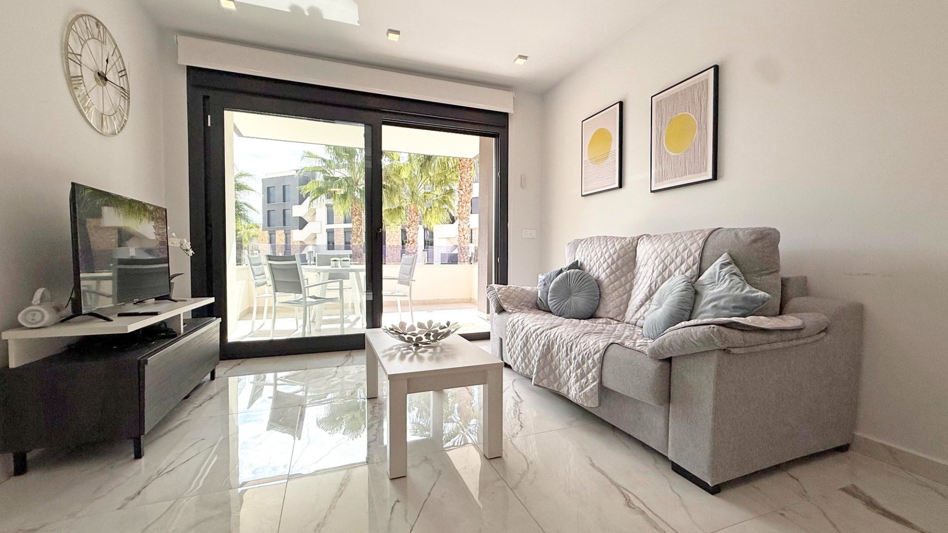 Reventa - Apartamentos -
Orihuela Costa - Los Altos