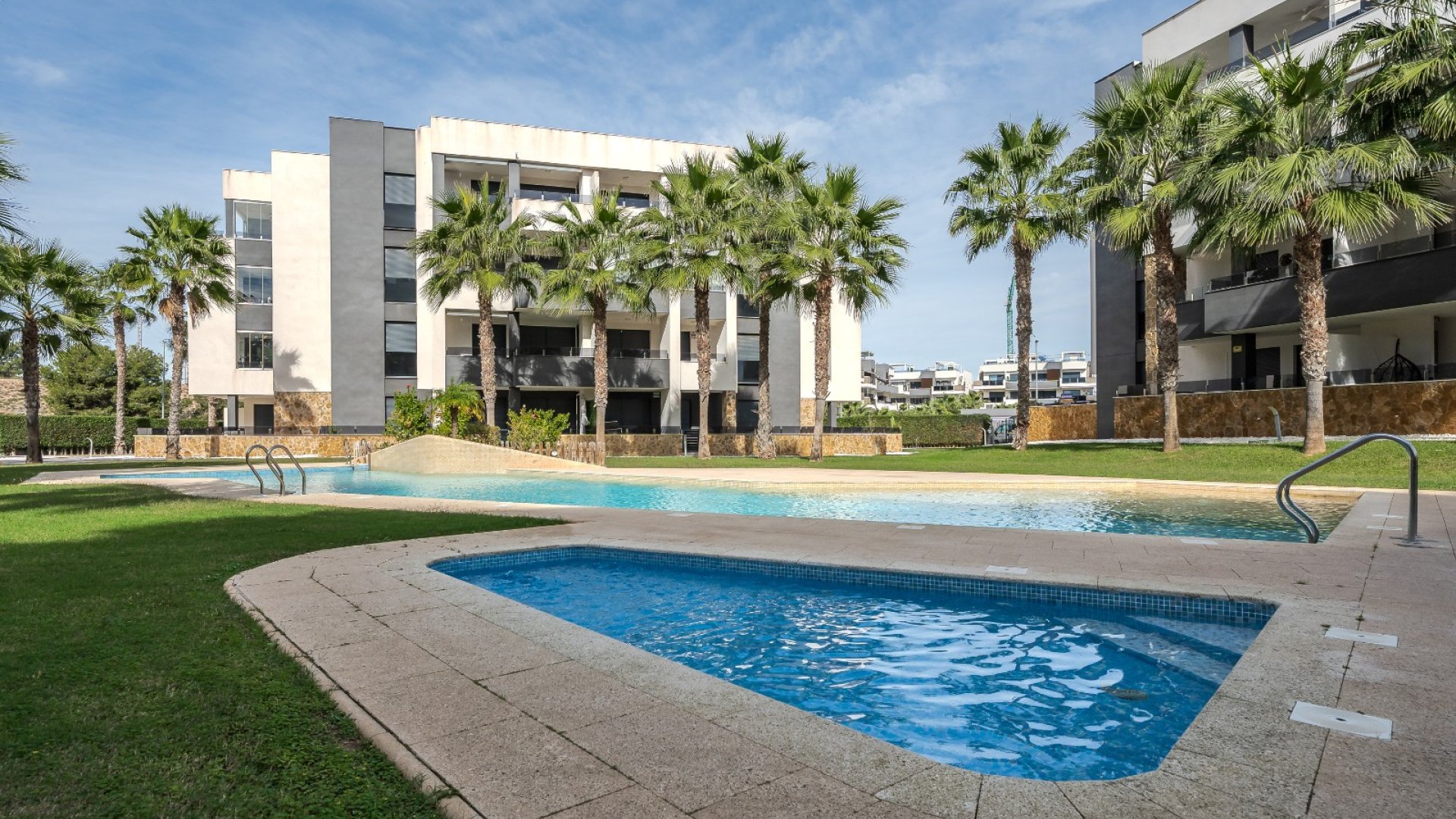Reventa - Apartamentos -
Orihuela Costa - Los Altos