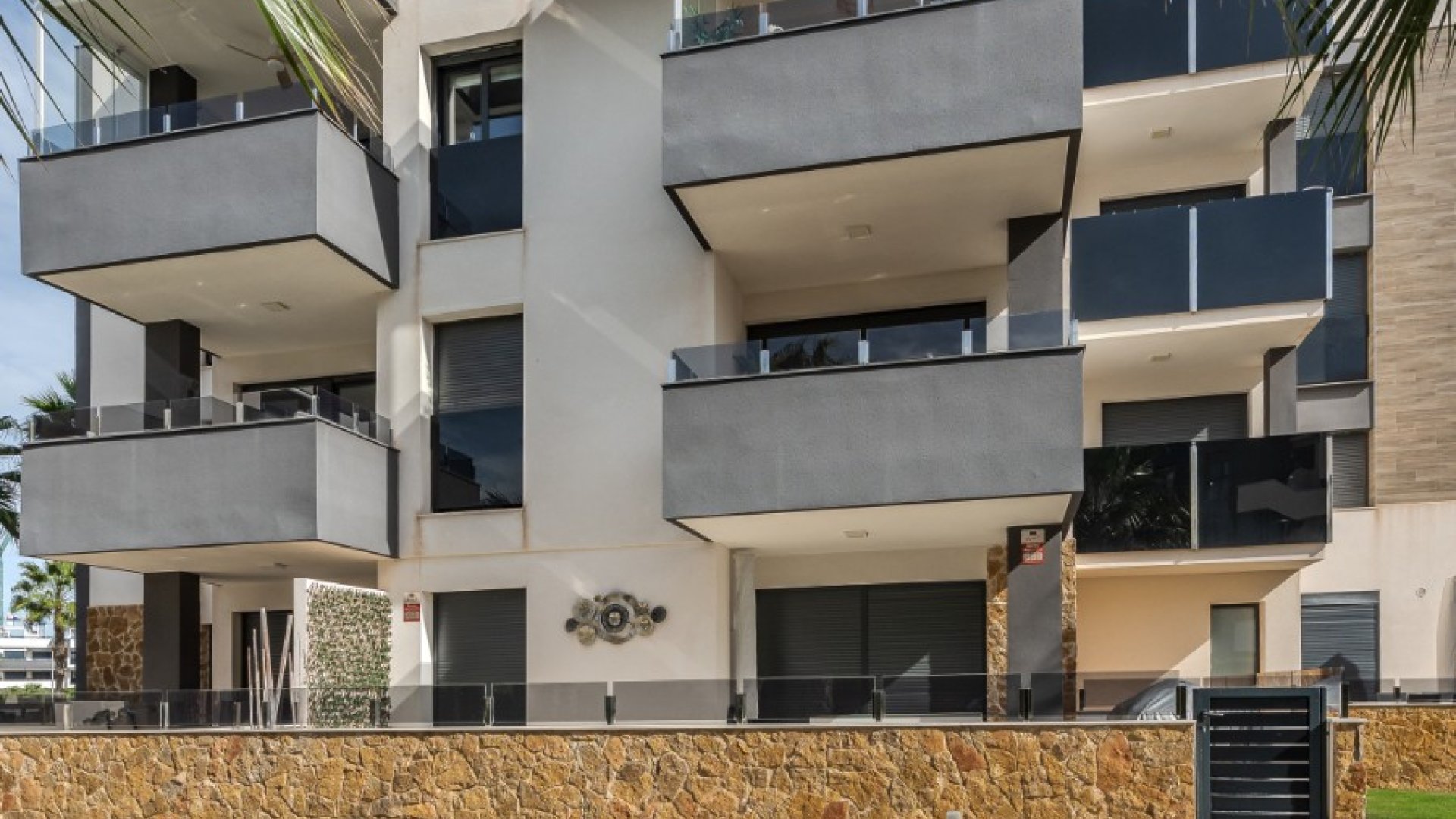 Reventa - Apartamentos -
Orihuela Costa - Los Altos