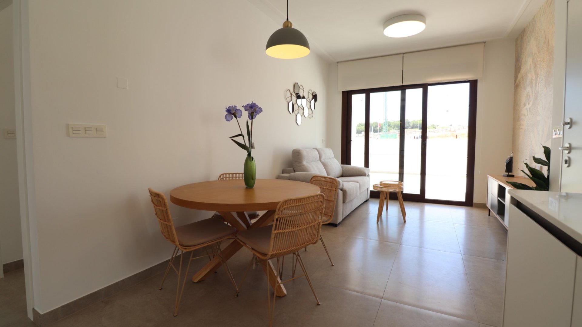 Reventa - Apartamentos -
Orihuela Costa - Los Balcones