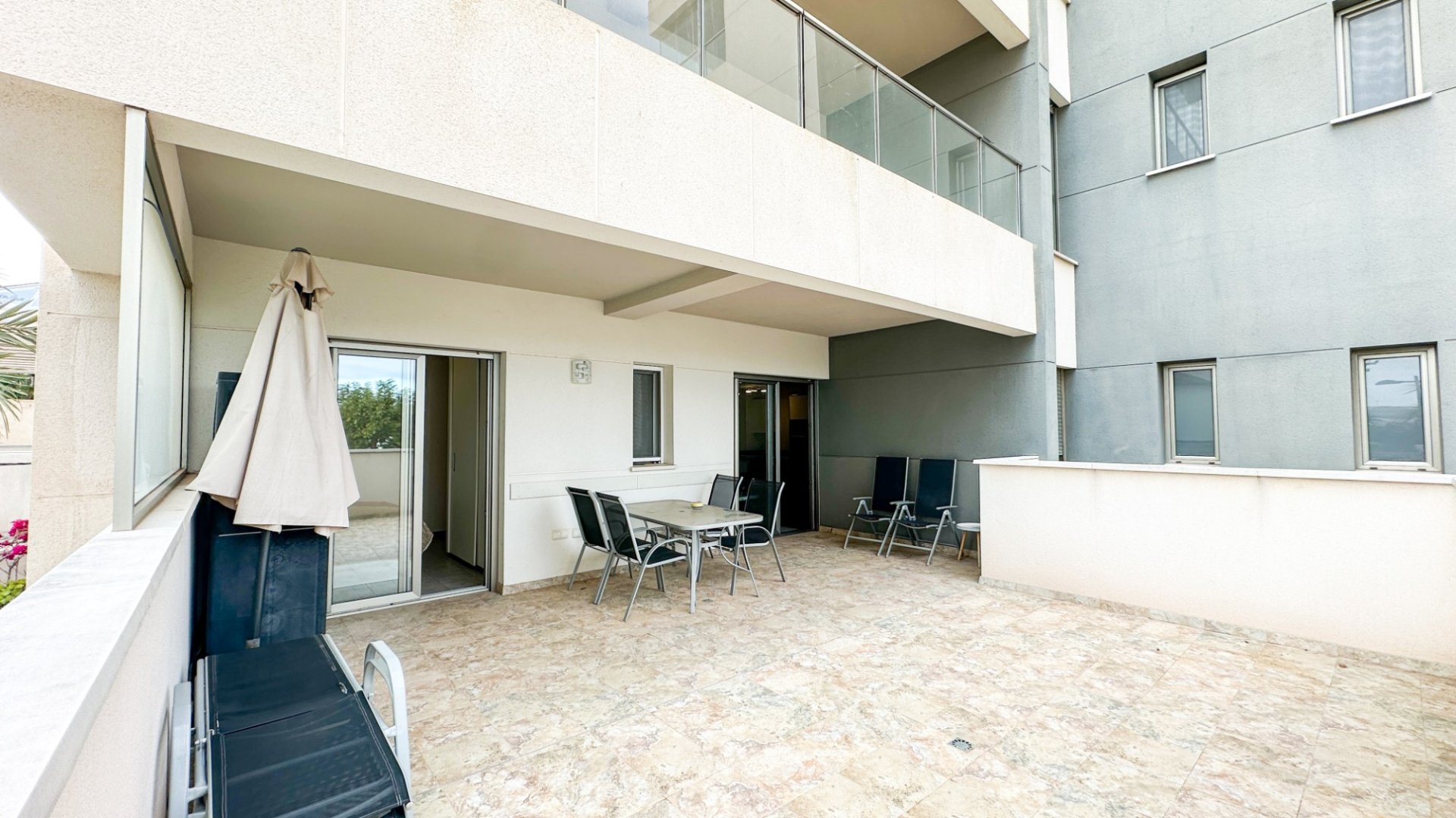 Reventa - Apartamentos -
Orihuela Costa - Los Dolses