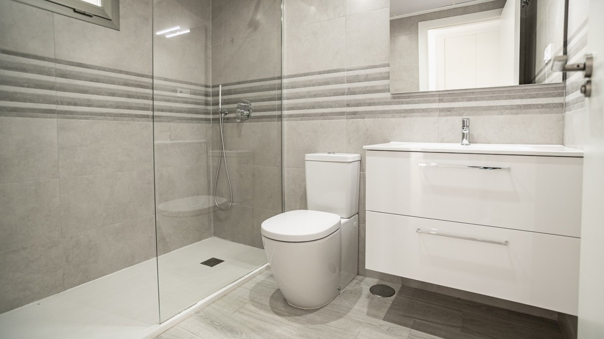Reventa - Apartamentos -
Orihuela Costa - Los Dolses