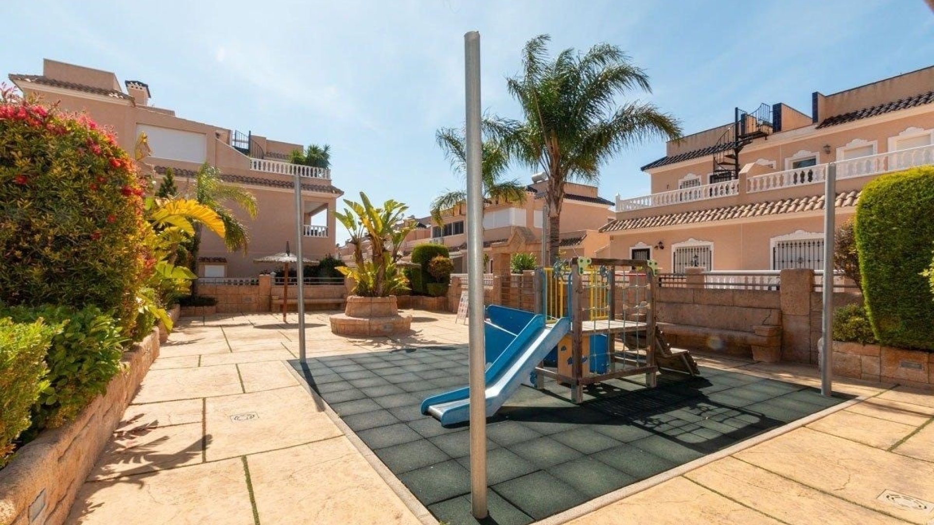 Reventa - Apartamentos -
Orihuela Costa - Los Dolses