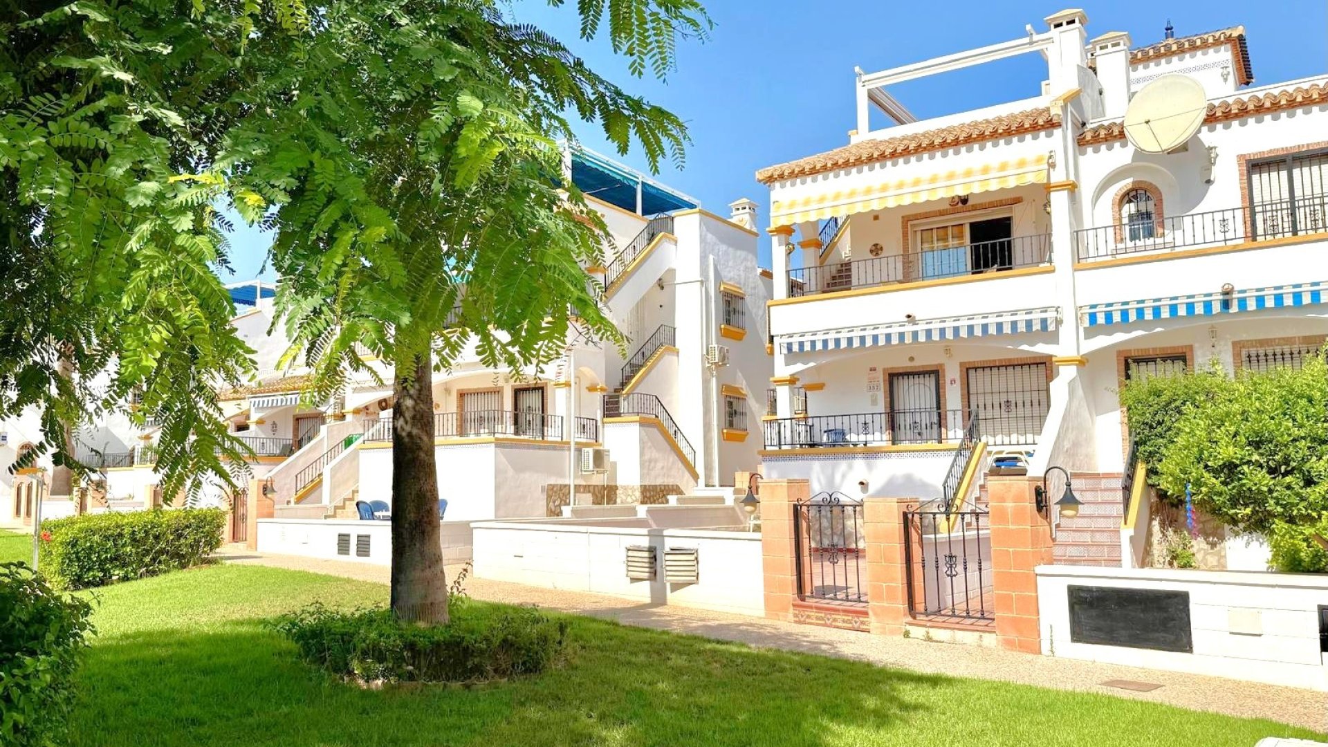 Reventa - Apartamentos -
Orihuela Costa - Los Dolses