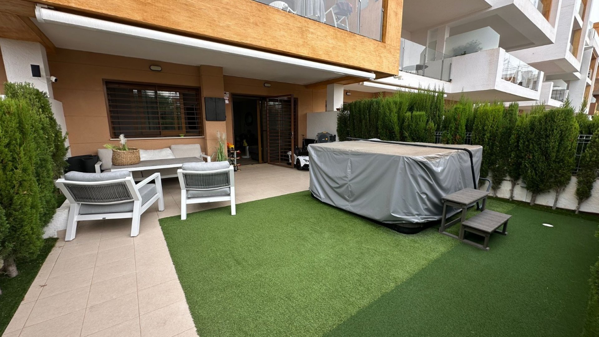 Reventa - Apartamentos -
Orihuela Costa - Los Dolses