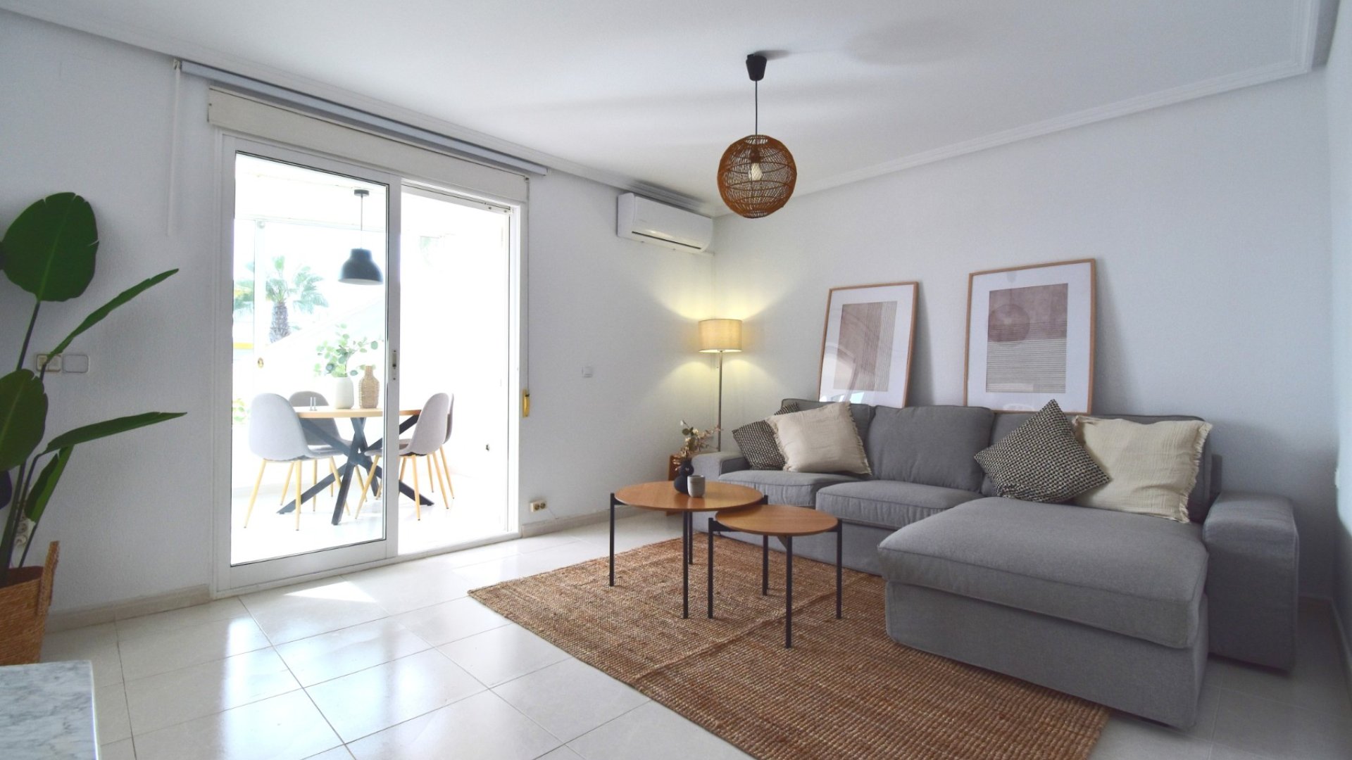 Reventa - Apartamentos -
Orihuela Costa - Playa Flamenca
