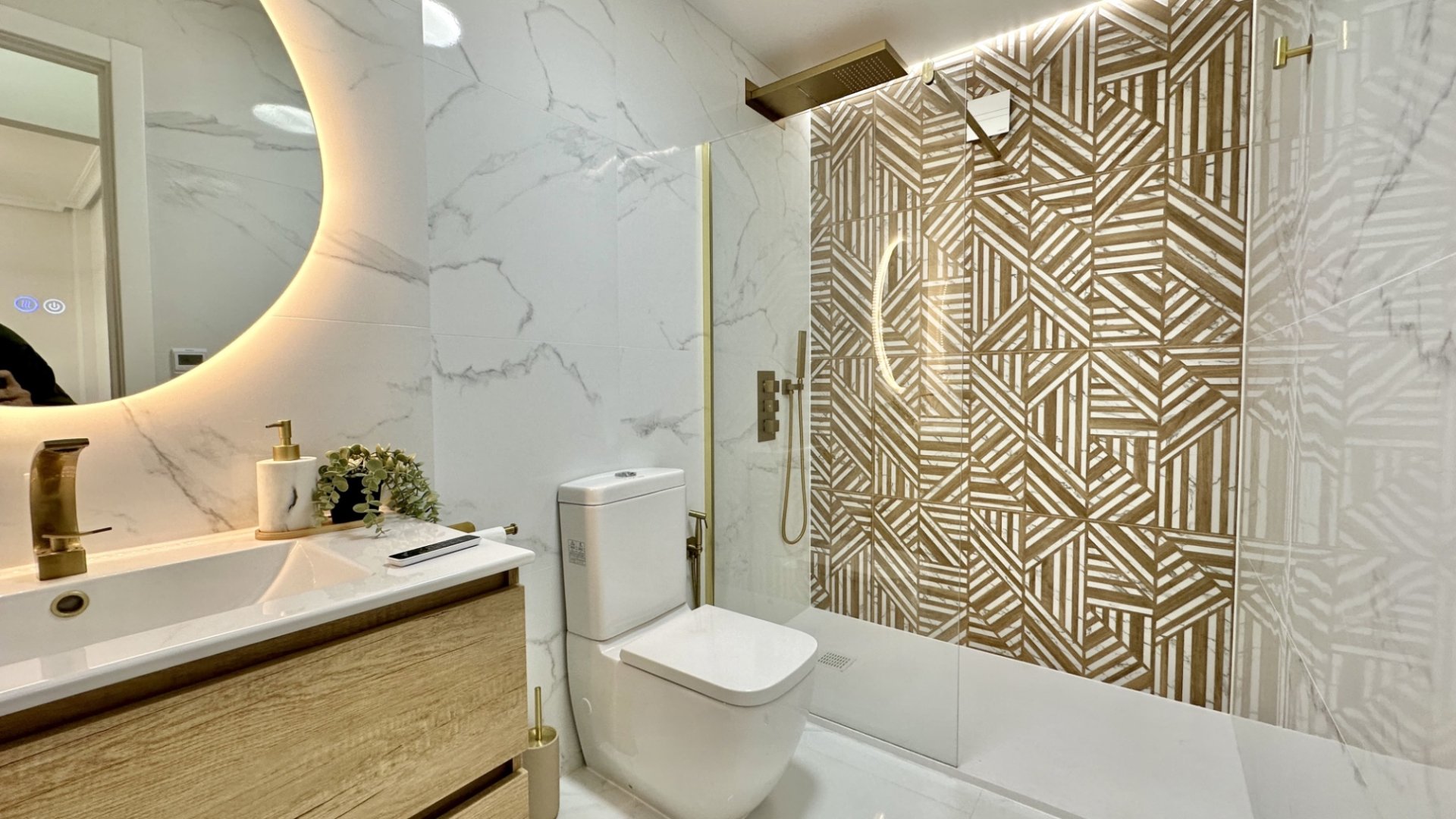 Reventa - Apartamentos -
Orihuela Costa - Playa Flamenca