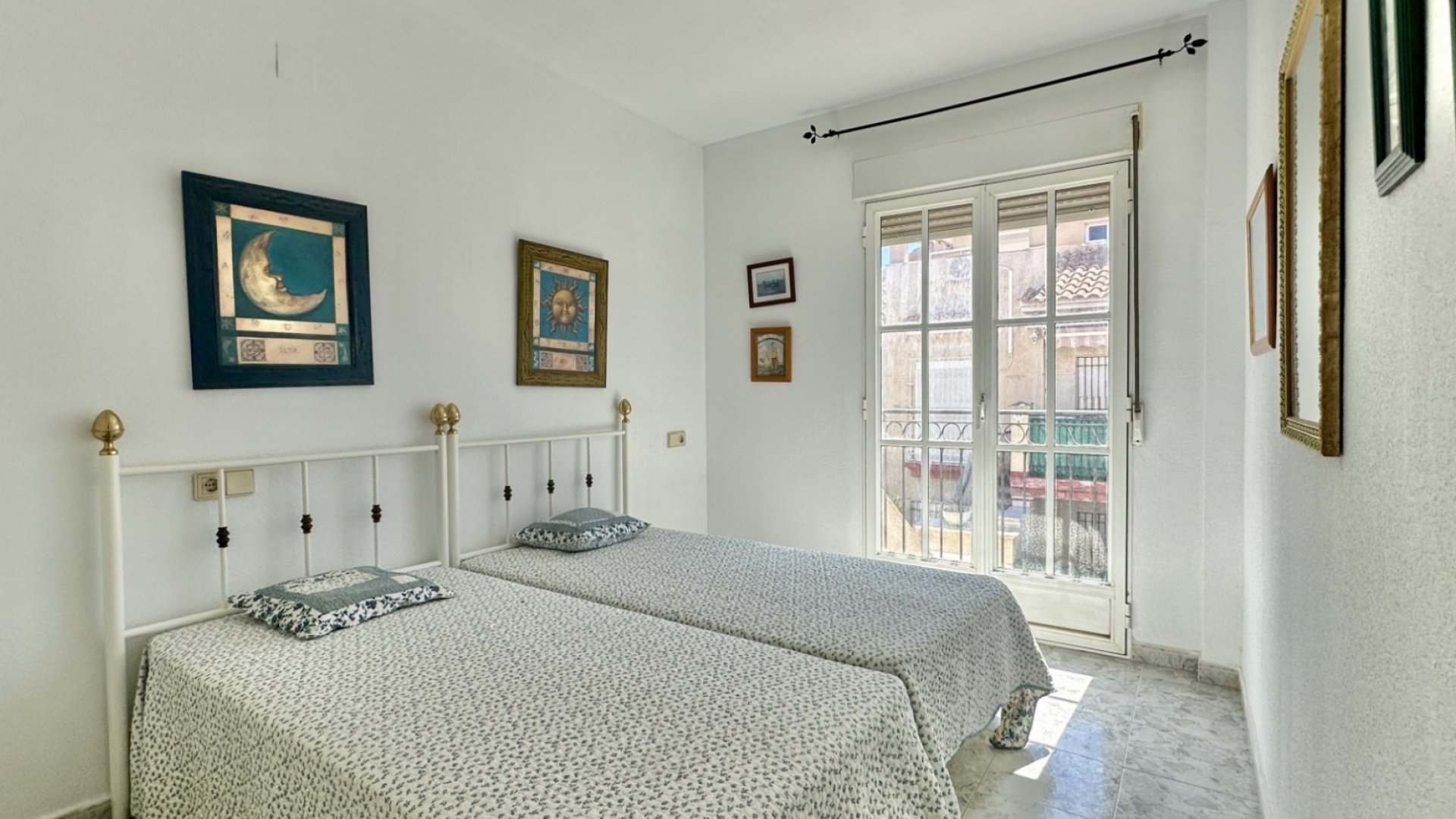 Reventa - Apartamentos -
Orihuela Costa - Playa Flamenca