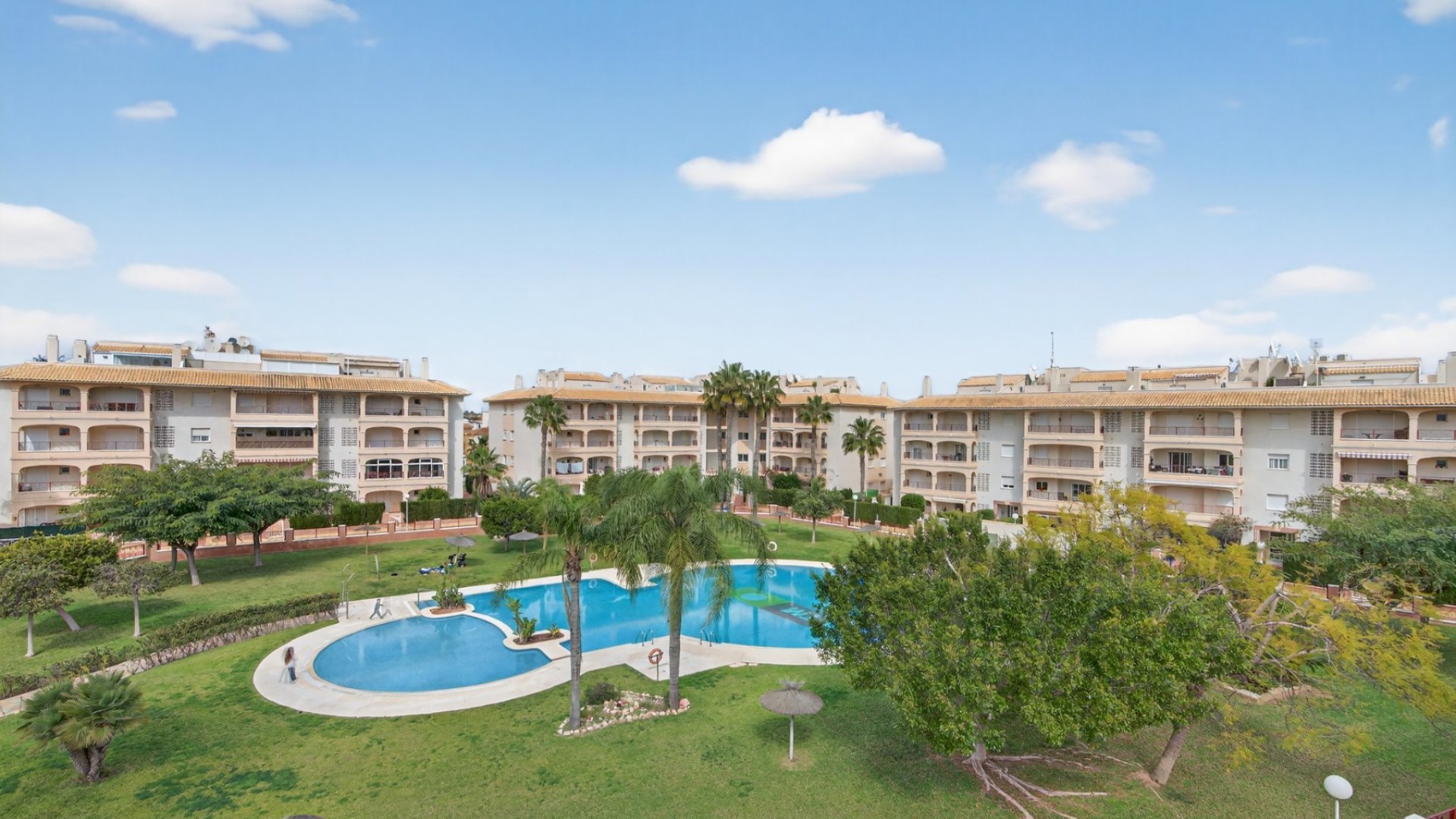 Reventa - Apartamentos -
Orihuela Costa - Playa Flamenca