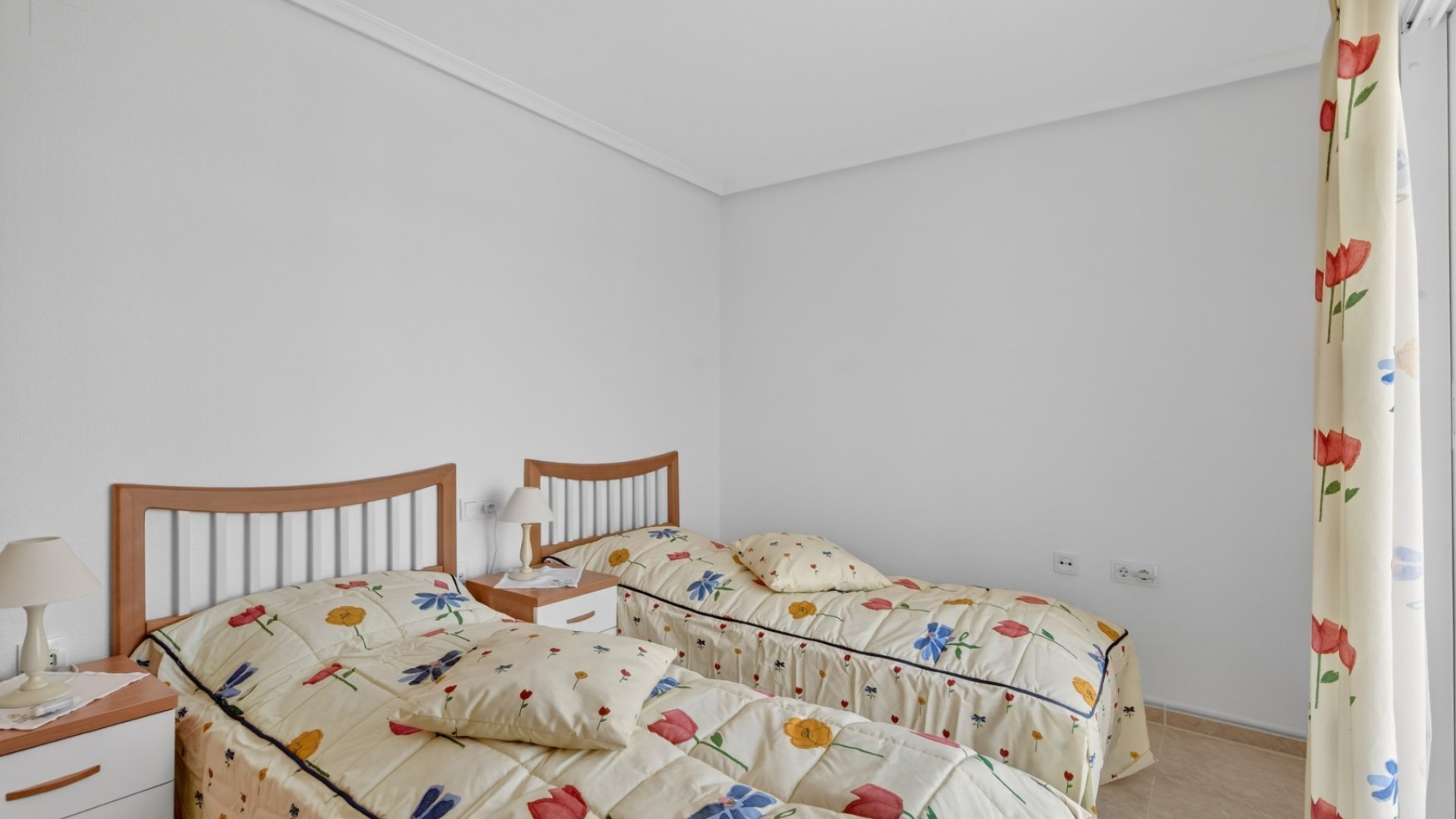 Reventa - Apartamentos -
Orihuela Costa - Playa Flamenca