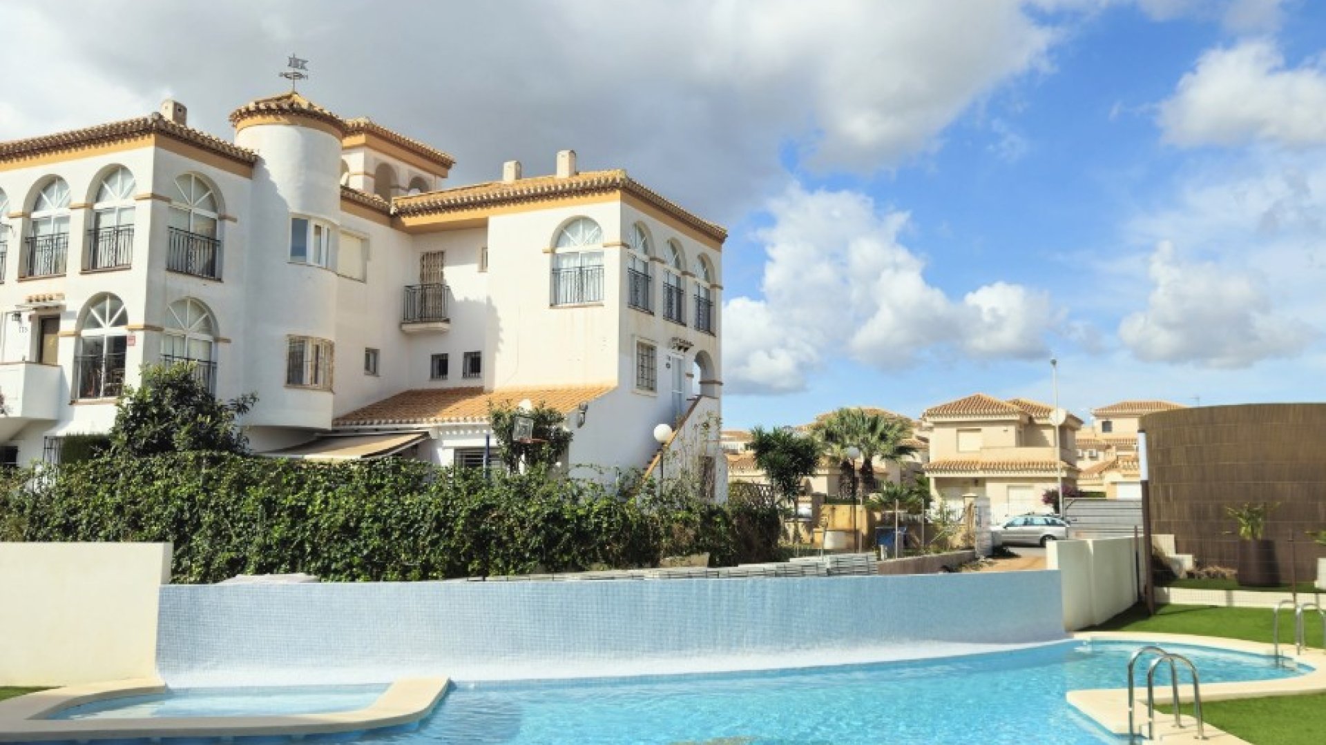 Reventa - Apartamentos -
Orihuela Costa - Playa Flamenca