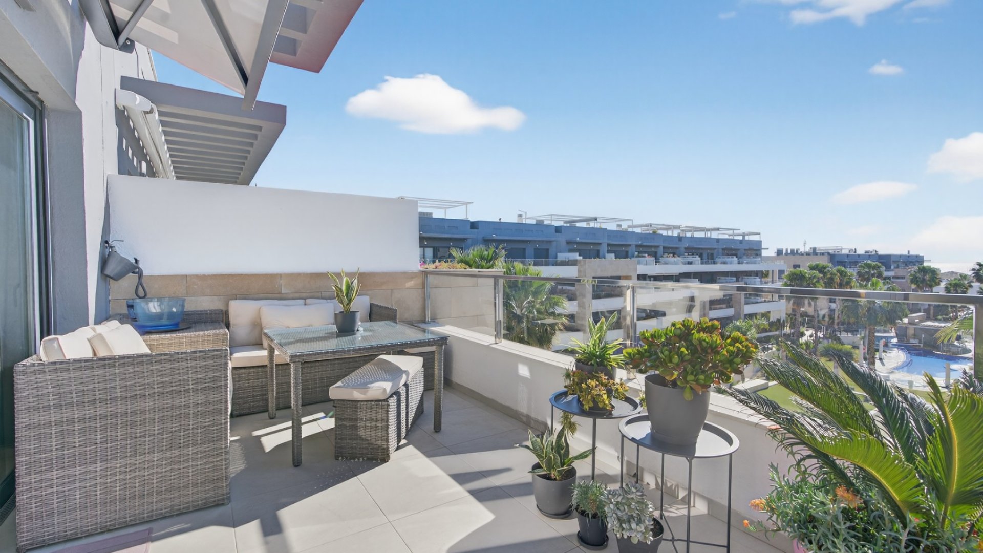 Reventa - Apartamentos -
Orihuela Costa - Playa Flamenca