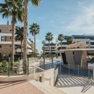 Reventa - Apartamentos -
Orihuela Costa - Playa Flamenca