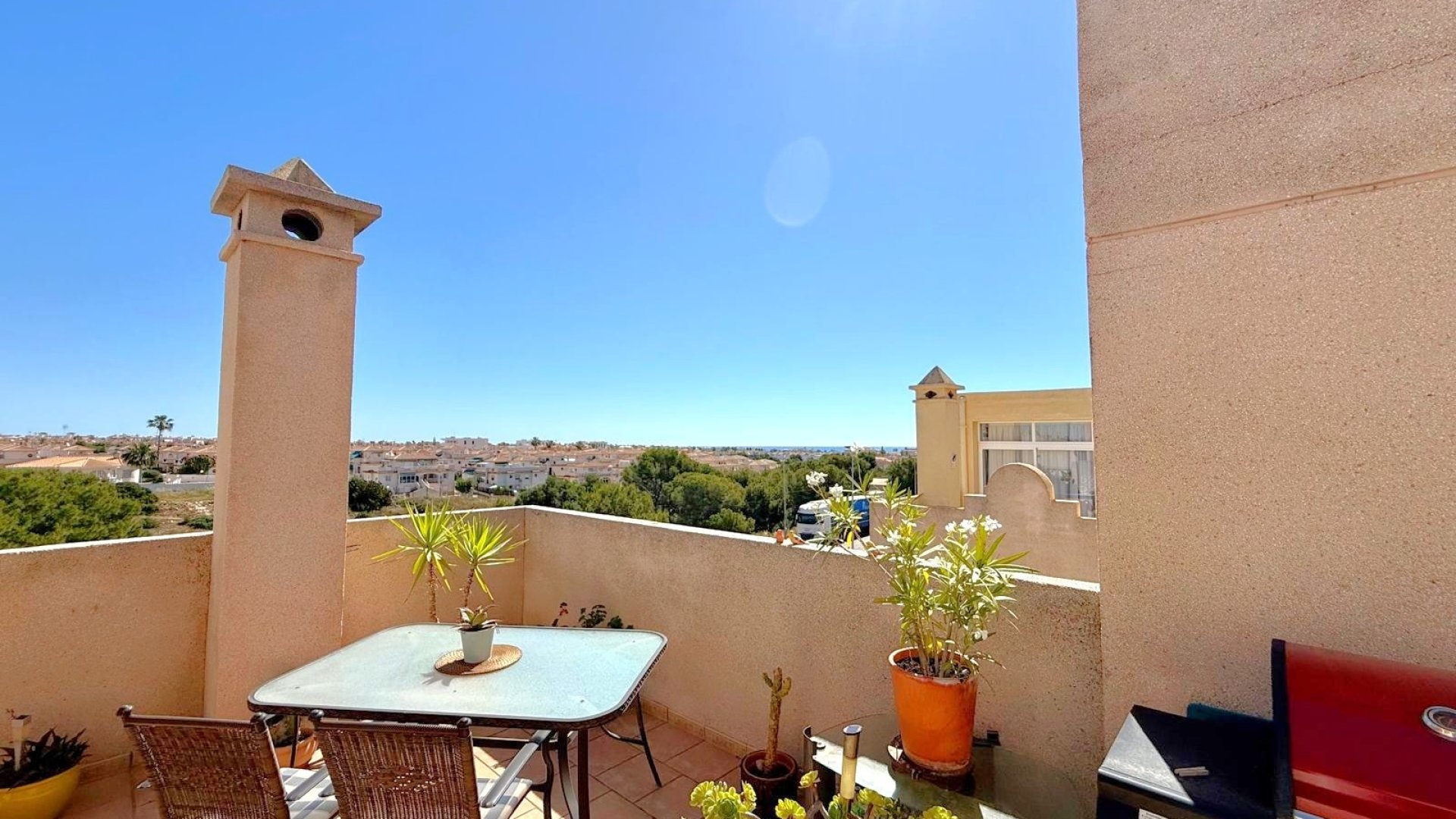 Reventa - Apartamentos -
Orihuela Costa - Playa Flamenca