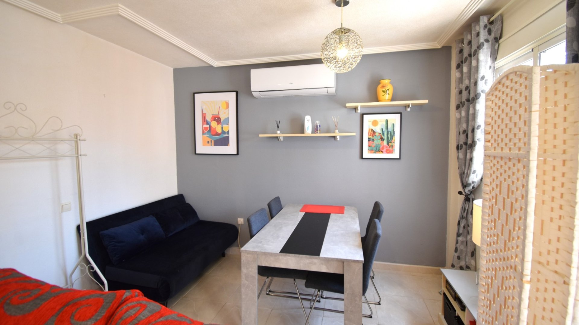 Reventa - Apartamentos -
Orihuela Costa - Playa Flamenca